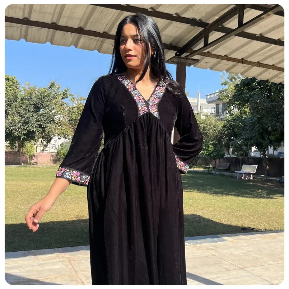 Black Alia Cut Suit with Embroidery & Organza Dupatta