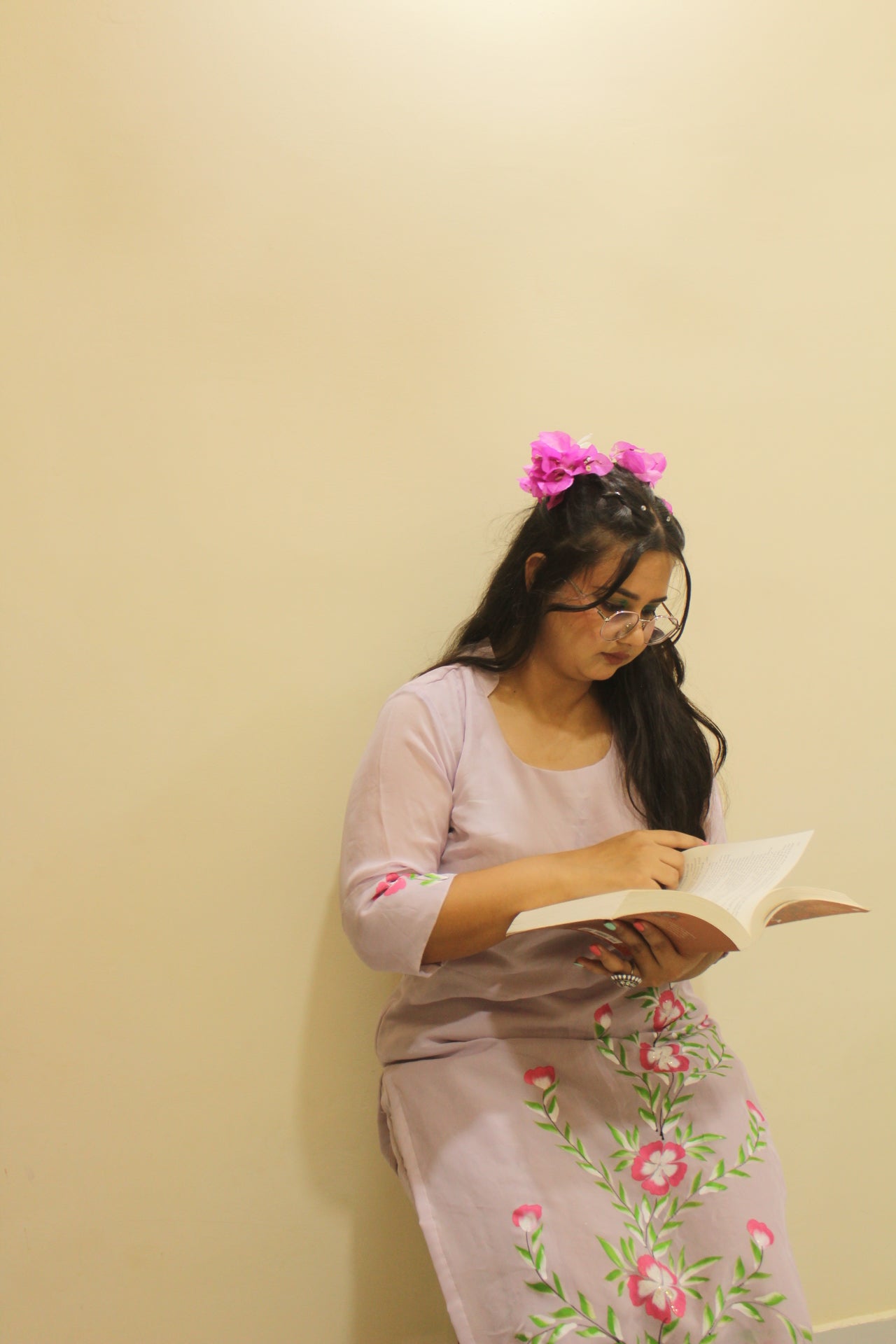 Taru-Phool Suit