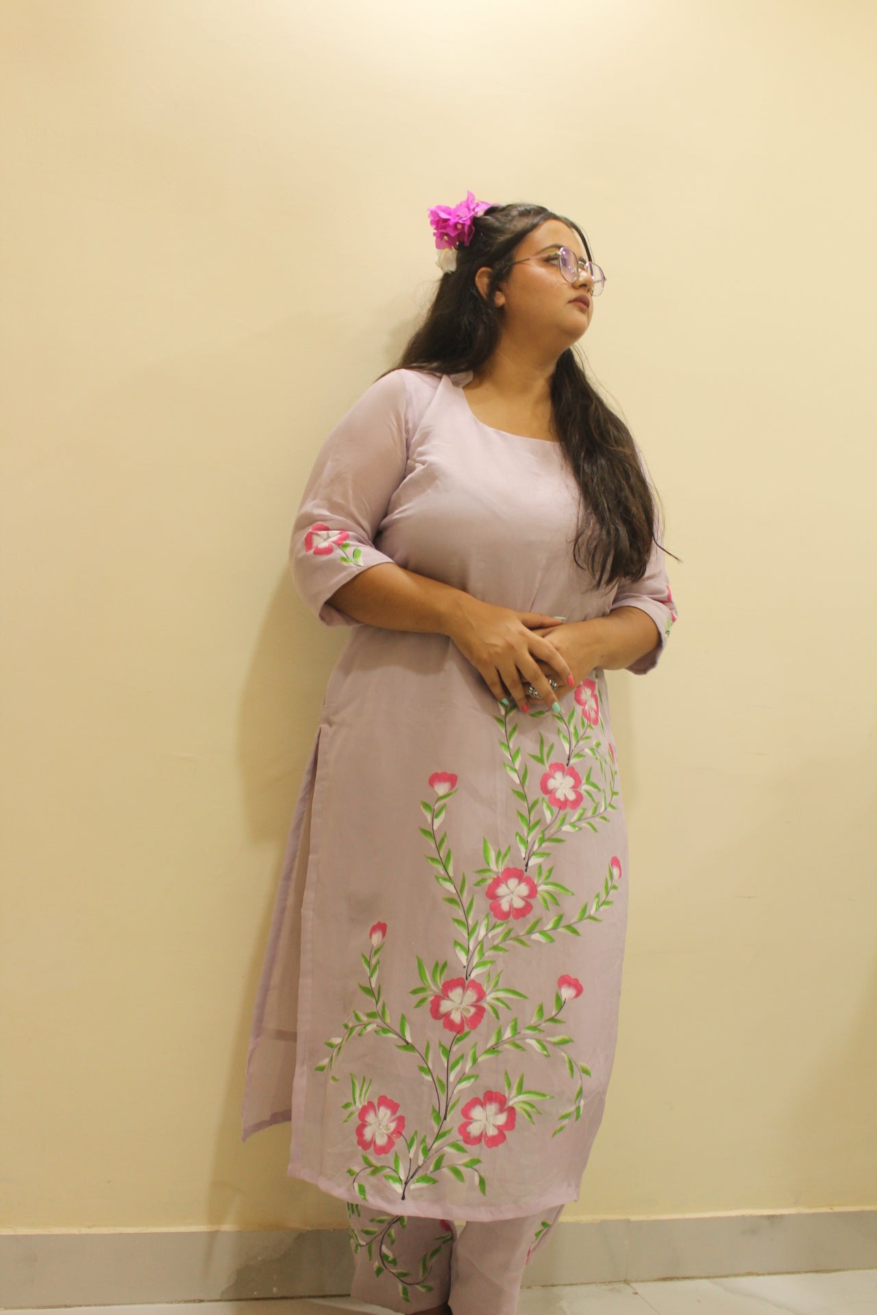 Taru-Phool Suit