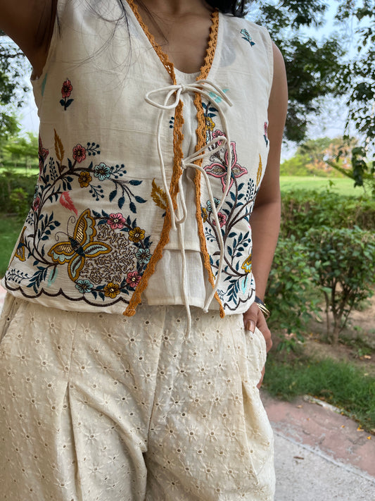 La Mariposa: The Garden Vest & Shifli Pants Set